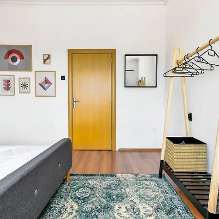 Super Fresh! 3Bdr Apartment In Sofia Center'S Artistic Area Exterior photo
