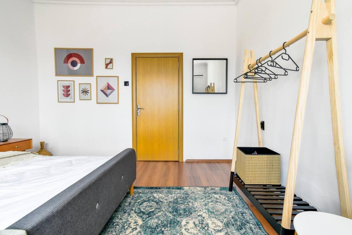Holiday home Super Fresh! 3bdr In Center's Artistic Area *