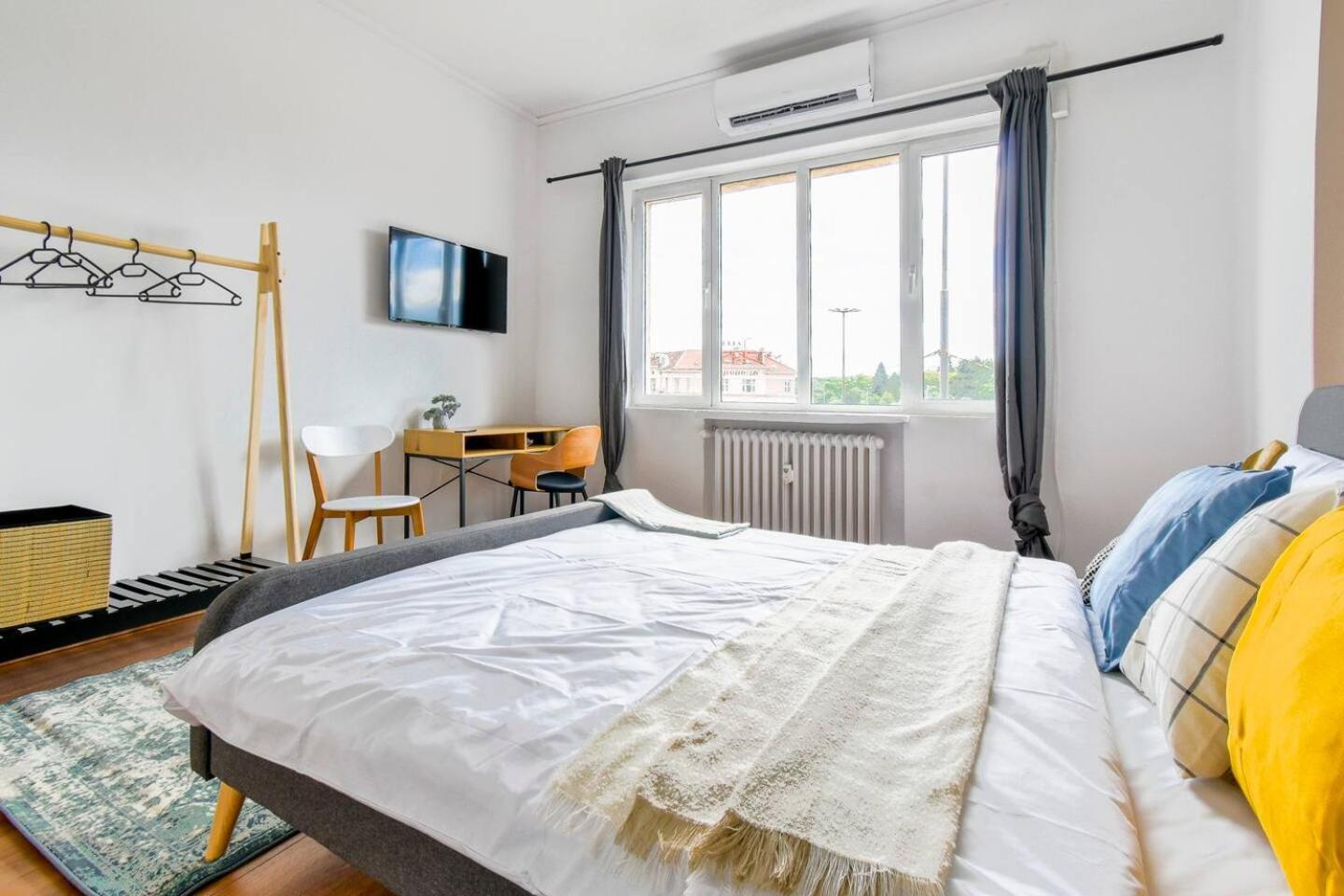 Super Fresh! 3bdr In Center's Artistic Area Holiday home